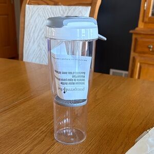 Pampered Chef Clear Plastic Infusion Water Bottle New